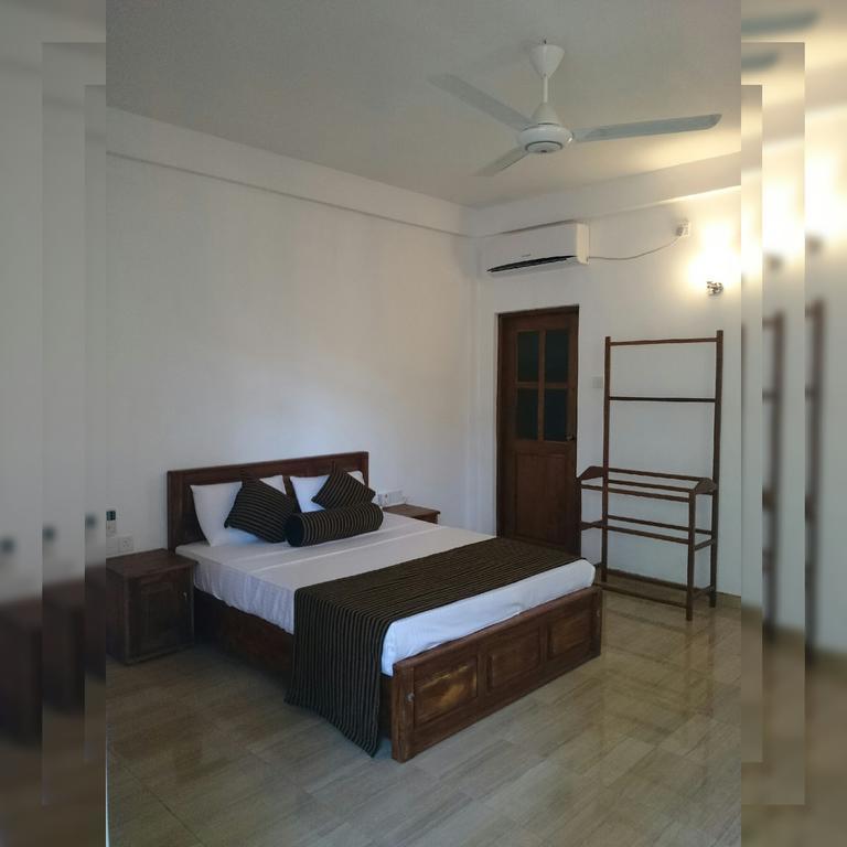 Isanka Lion Lodge Сигирия Екстериор снимка